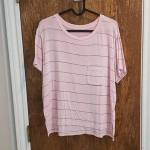 Comfy cropped t shirt